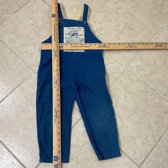Vintage Kids corduroy / Sherpa upper lined overalls raccoon panel 4T snag - Picture 4 of 11